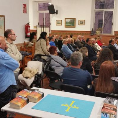 Presentacin Del Libro Volver A Natsukashii De Elena Matrn Abascal 17